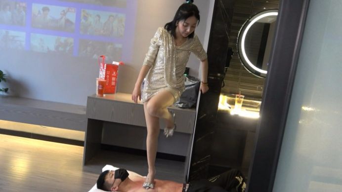 123247qyi3yvmkmmx04mhy.jpg