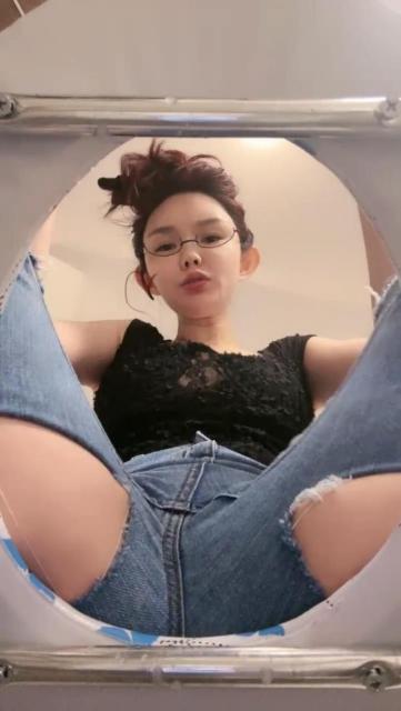 155652tabkbycziv5d558k.jpg