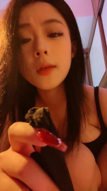 014320vyrdwj57d5y7sor7.jpg