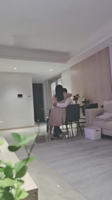 180820j97d2sa6l22h662l.jpg
