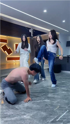 麋鹿银儿_20250519083740.JPG