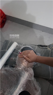 【汐汐】保鲜膜捆绑纹身大哥虐打