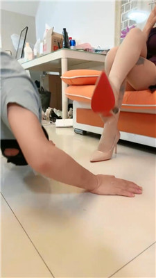 （截图）欣儿.mp4_20250713_044127788.jpg