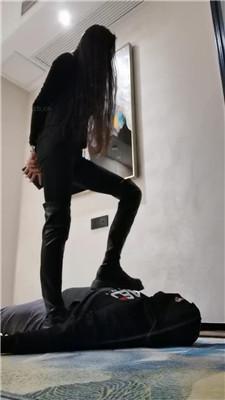 091736zefhyg40ff39y3yu.jpg