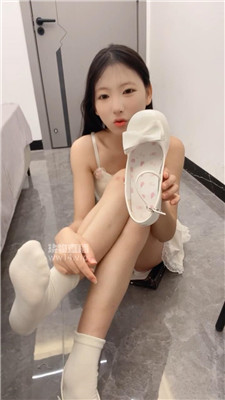 【困困】羞辱贱骚母狗    250906-9BP