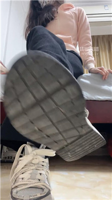 【婉婉】滚进来    251023-19BP