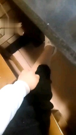 【调教视频】悦耳火锅店调狗