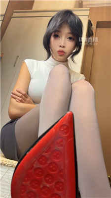 【尤尤】贱狗滚进来    251028-19BP