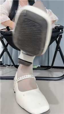 【奈奈大人】滚进来吐钱    251030-11BP