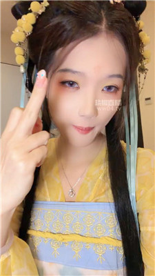 【黑心爱菜主子】裸足圣水    251031-7BP