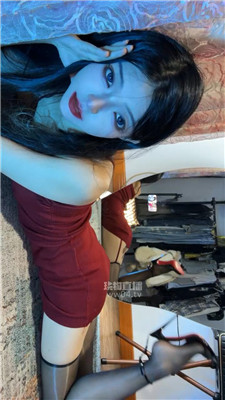 【绝美兔】黑丝羞辱    251031-8BP