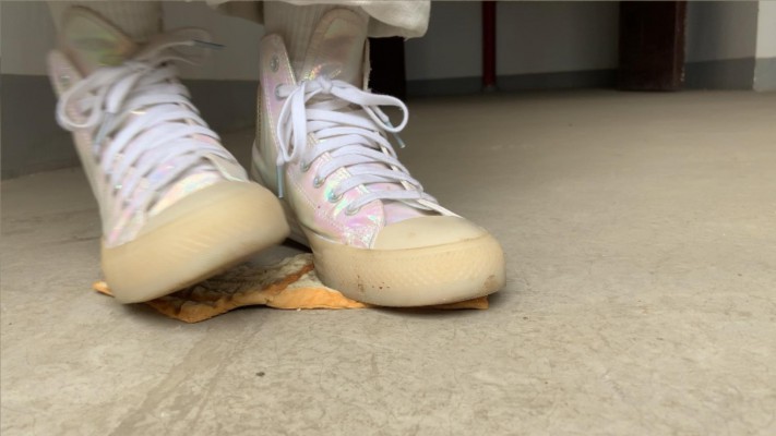 匡威踩面包  JS251107~10BP