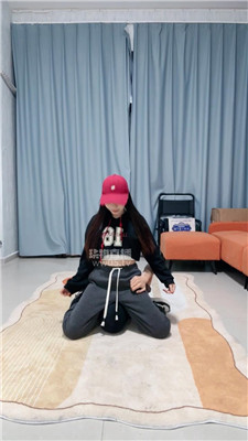 【猴歌】健身女神坐脸窒息