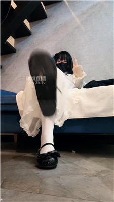 【不甜】鞋底白丝戏耍    251111-4BP