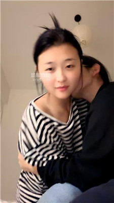 【叉烧饱】和前女友舌吻    251111-29BP