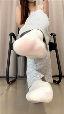 【兔牙】白袜洗脑控制    251112-25BP