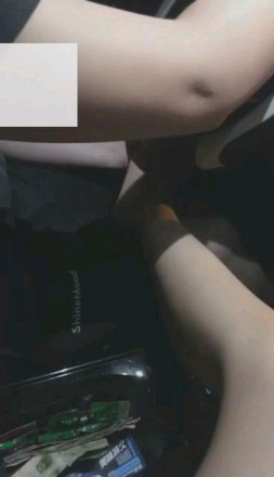 【调教视频】【宝爷li】滴滴司机后续（诱惑户外恋足）2