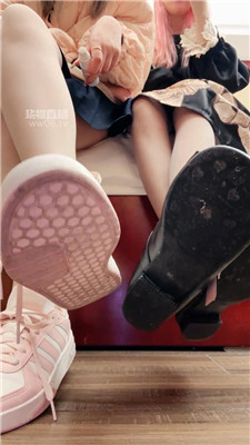 【黑心小魔女】双主香水炸J    251114-12BP