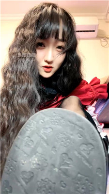 【秋黎】gts巨人脚下小人鞋刷    251211-12BP