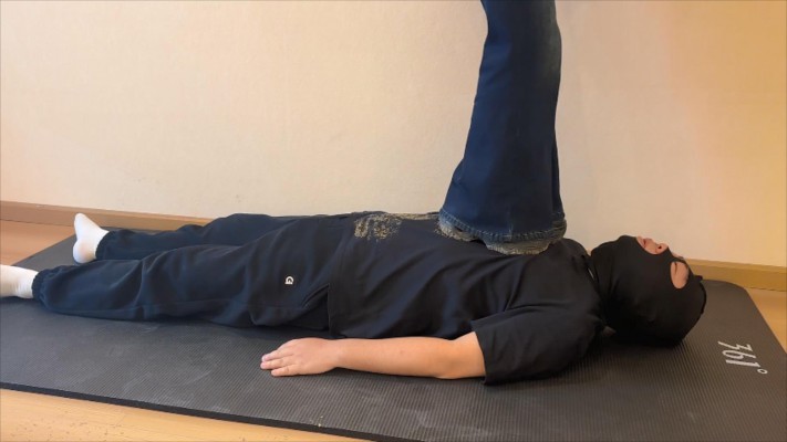 【小鲨鱼殿下】超脏带泥运动鞋踩踏舔鞋 YC-260203BP