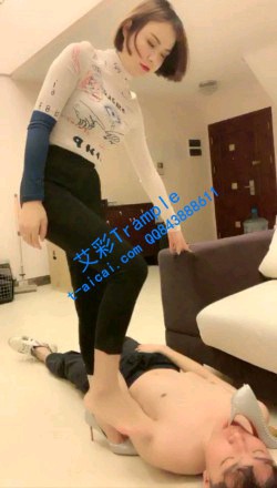 【调教视频】【芙总S】慢慢把领导变成我的就狗