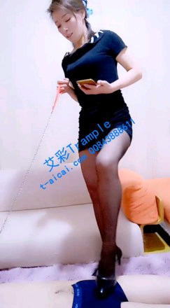 【调教视频】【秋天】黑丝调教恋足狗