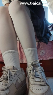 萝卜空军鞋底羞辱 YC-260215BP