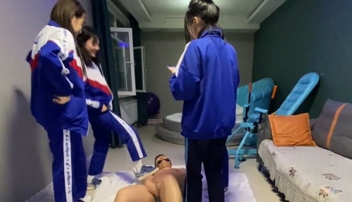 【与精神小妹的那些事】群踹+群踩+钉子鞋  ACYC-1715BP