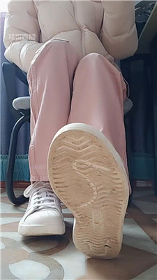 【佳怡】调教母狗老师    260309-1BP