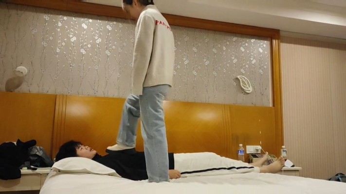 【素人字母】白色小皮鞋往死里踩  JS260314~5BP