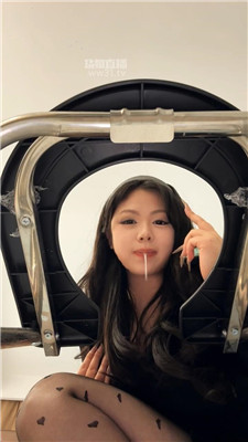 【百柔】黑丝高跟圣水马桶视角    260425-1BP