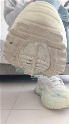 【子衿】被刚运动完的鞋子老婆炸J    260429-31BP