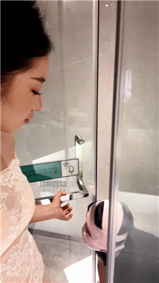 毛绒月亮4724