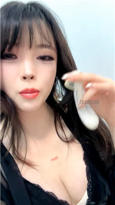 【玥玥玥】凉拖裸足绿帽    260513-43BP