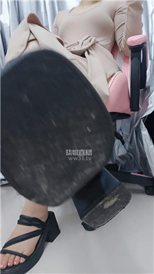 【千月】带着贱女友一起被调教    260628-25BP
